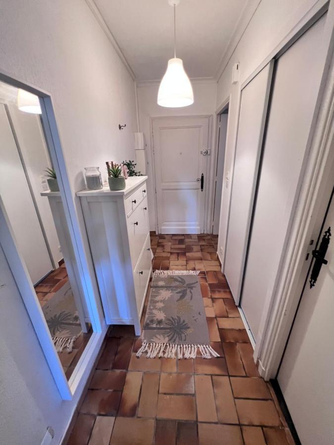 En Rez De Jardin Dans Résidence Appartement Hyères